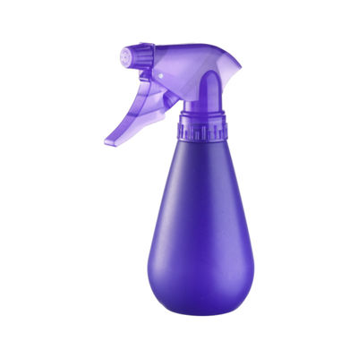 Hoogwaardige 250 ml aangepaste gekleurde PE-fles en druppelvormige triggersprayer